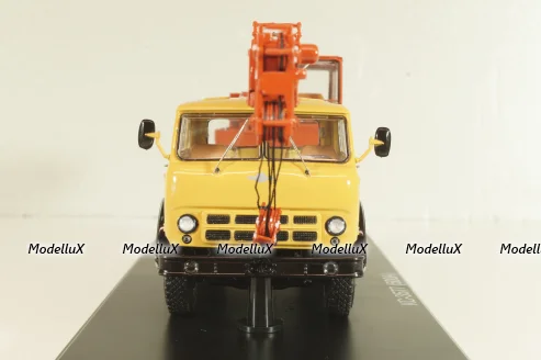 КС-3577 на шасси Маз-500А, автокран, бежевый/коричневый, SSM1644, SSM 1:43