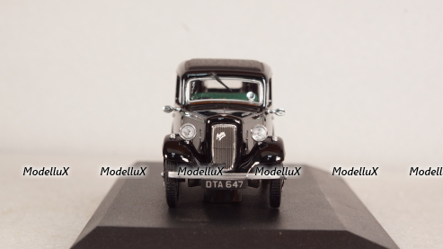 Austin 7 Ruby salon black, Oxford 1:43