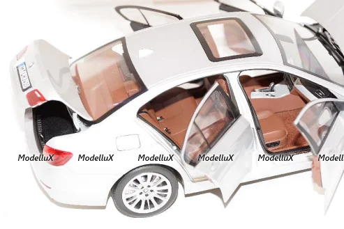 Ford Cortina MkIII 2000GT dark blue/mattblack 1973, Vanguards 1:43