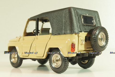 Уаз-469 А34, бежевый, 1991г., серый салон, Тантал/Радон 1:43