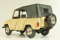 Уаз-469 А34, бежевый, 1991г., серый салон, Тантал/Радон 1:43