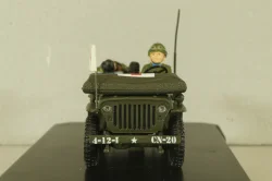 Jeep Willys Ambulance U.S. Army Normandy 1944 with 2 figuren, green, R028, Victoria 1:43