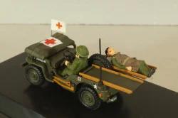 Jeep Willys Ambulance U.S. Army Normandy 1944 with 2 figuren, green, R028, Victoria 1:43