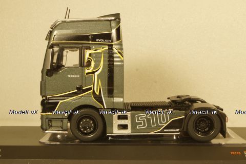 MAN TGX 18.510 Evolion towing vehicle greymetallic, TR113, IXO 1:43