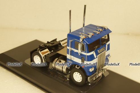 Freightliner COE towing vehicle 1976 blue/white, TR111, IXO 1:43