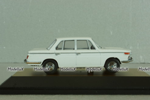 BMW 2000 1966, white, 02163, Schuco 1:43 Уценка!