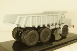 Маз-530 карьерный самосвал большой грузоподъёмности, TruckTyr 1:43