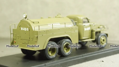 ЗИС-155 (1949-1957) бежево-красный, 04010B, Classicbus 1:43
