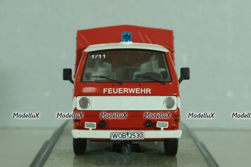 Volkswagen T3a Doka (typ 247) double cabine 1979, Feuerwehr, Premium Classixxs 1:43