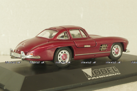 Mercedes-Benz 300 SL "Gullwing" (W198) 1955, dark red, 077681, Schuco 1:43