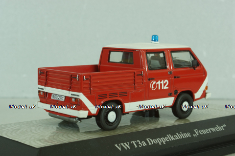 Volkswagen T3a Doka (typ 247) double cabine 1979, Feuerwehr, Premium Classixxs 1:43