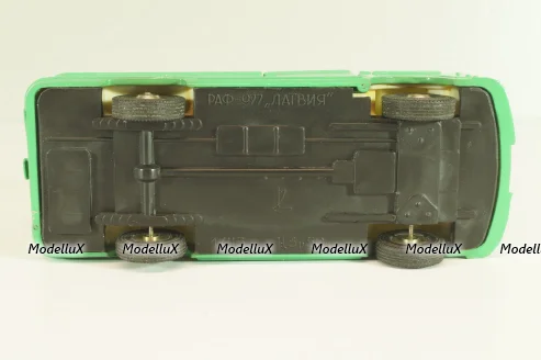 Раф-977 Латвия, зеленый, раннй, з-д Арсенал, г. Ленинград 1:43