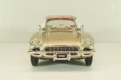 Chevrolet Corvette (С1) 1961, silver grey, AMM1151, AutoWorld 1:18  