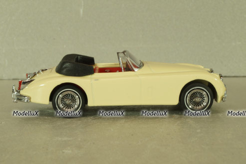 Jaguar XK150 Drop Head Coupe 1957, cream, DY036/A, Dinky 1:43