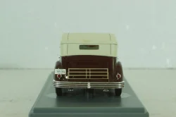 Cadillac Fleetwood allweather phaeton 1933, brown, 45765, NEO 1:43