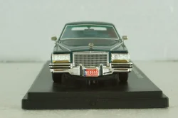 Cadillac Fleetwood Brougham 1991, green, 43555, NEO 1:43