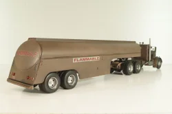 Peterbilt 281 with semi trailer fuel tanker 1955, from movie Duel, rusty, TTR038, IXO 1:43