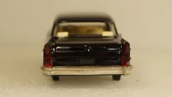 ГАЗ-13 Чайка А15 с МИ черная, Тантал/Радон 1:43
