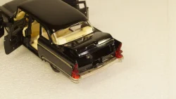 ГАЗ-13 Чайка А15 с МИ черная, Тантал/Радон 1:43