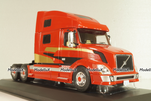 Volvo VNL 730 tractor 2010, red, TR220, IXO 1:43