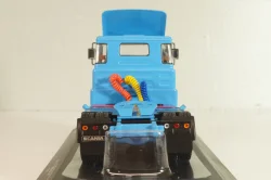 Scania LBT 141 tractor 1976, blue, TR221, IXO 1:43