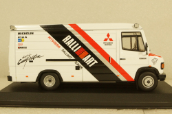 Mercedes 609D Squadra Mitsubishi Ralliart, Rally Assistance №29 1:43