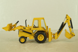 Caterpillar Cat 427 backhoe loader (Экскаватор-погрузчик), No.285, NZG 1:50