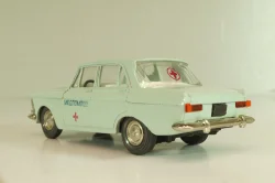 Москвич-412 А2, Медпомощь, бледно-мятный, капот 2 зажима, Тантал/Радон 1:43