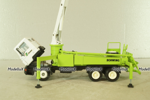 MAN 3-axle Schwing 32XL, concrete pump,  white/green, Conrad 1:50