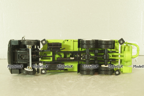 MAN 3-axle Schwing 32XL, concrete pump,  white/green, Conrad 1:50