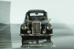 Mercedes 300B (W186 III) 1955 Konrad Adenauer, 436039000, Minichamps 1:43