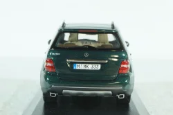 Mercedes-Benz ML 500  (W164) 2005 darkgreen, 400034500, Minichamps 1:43