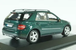 Mercedes-Benz ML 500  (W164) 2005 darkgreen, 400034500, Minichamps 1:43