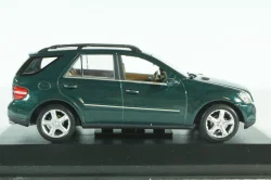 Mercedes-Benz ML 500  (W164) 2005 darkgreen, 400034500, Minichamps 1:43