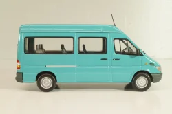 Mercedes-Benz Sprinter 316 CDI van, blue, 400031110, Minichamps 1:43