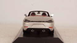 Porsche 982 Boxster "25 Years" GT-silver metallic, Minichamps 1:43
