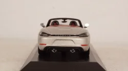 Porsche 982 Boxster "25 Years" GT-silver metallic, Minichamps 1:43