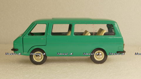 Раф-2203 А18 с МИ зелёный, Тантал/Радон 1:43