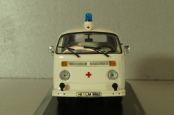 Volkswagen T2 Ambulance,white, 400053090, Minichamps 1:43
