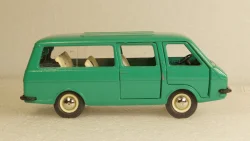 Раф-2203 А18 с МИ зелёный, Тантал/Радон 1:43