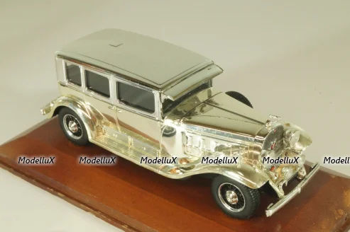 Cadillac V8 Imperial sedan, Atlas 1:43