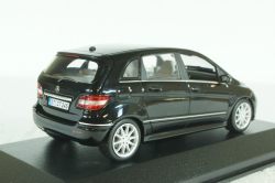 Mercedes B-Klasse (W245) 2005 black, 400034799, Minichamps 1:43
