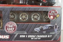 Dodge Charger R/T with figure Domenic (kit), from movie Fast&Furious, 30698, Jada 1:24
