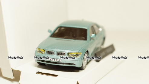 BMW 7 Series бирюзовая, Cararama 1:43