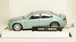 BMW 7 Series бирюзовая, Cararama 1:43