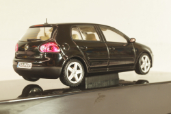 Volkswagen Golf V 5-doors 2003, black, 59771, AutoArt 1:43