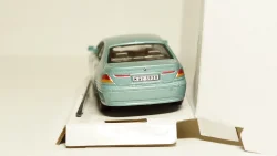 BMW 7 Series бирюзовая, Cararama 1:43