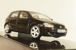 Volkswagen Golf V 5-doors 2003, black, 59771, AutoArt 1:43