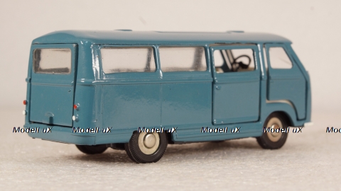 РАФ-977 Латвия синий, з-д Двигатель 1:43