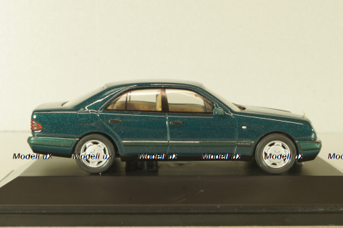 Mercedes-Benz E 320 Elegance (W210) 1995, green, B66005727, Herpa 1:43
